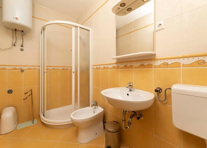 Appartamento Mira Njivice